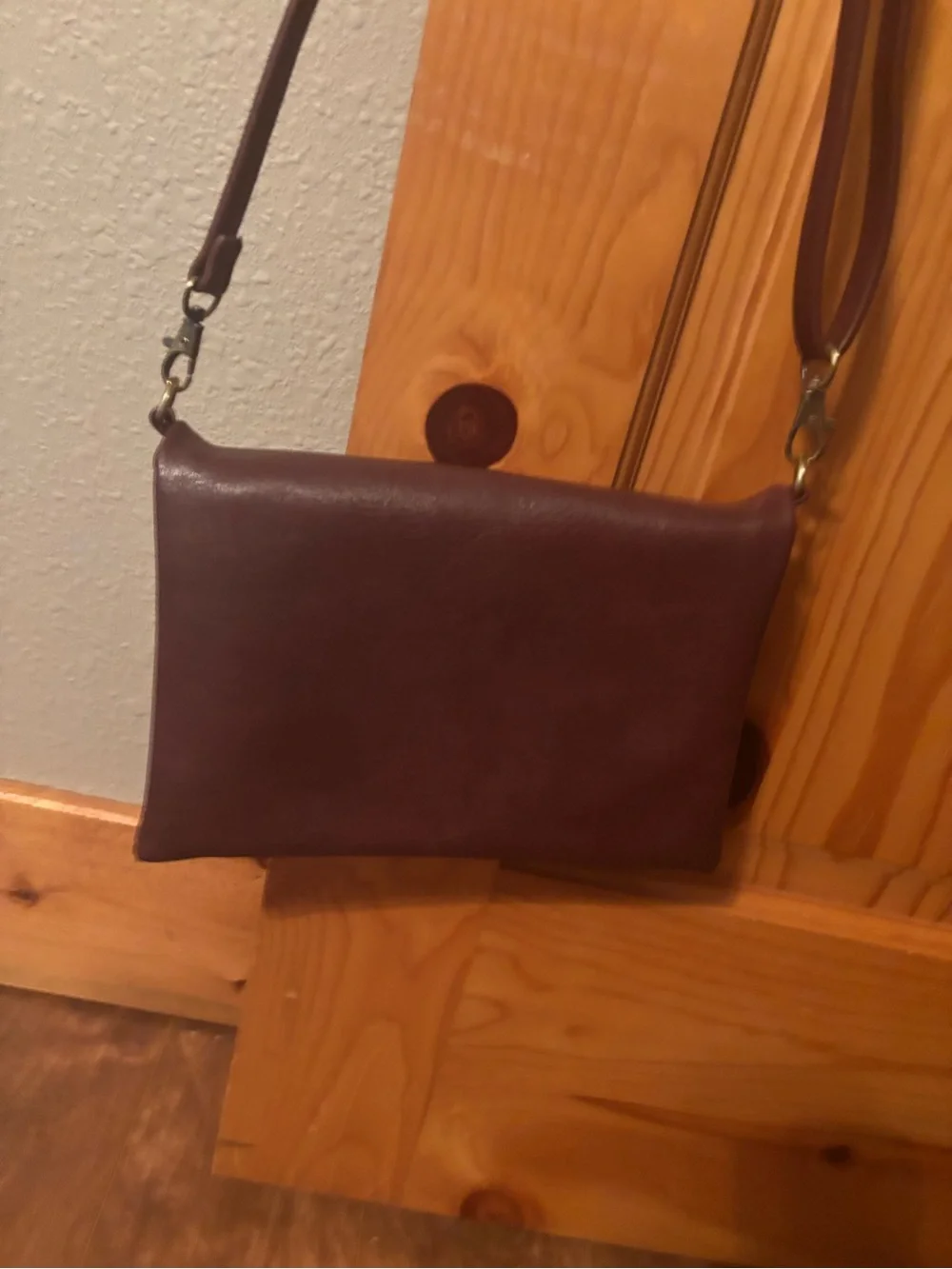 The Joy Susan Kitty Multi Pocket Crossbody